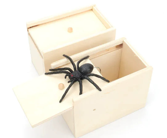 Prank Spider Wooden Scare Box